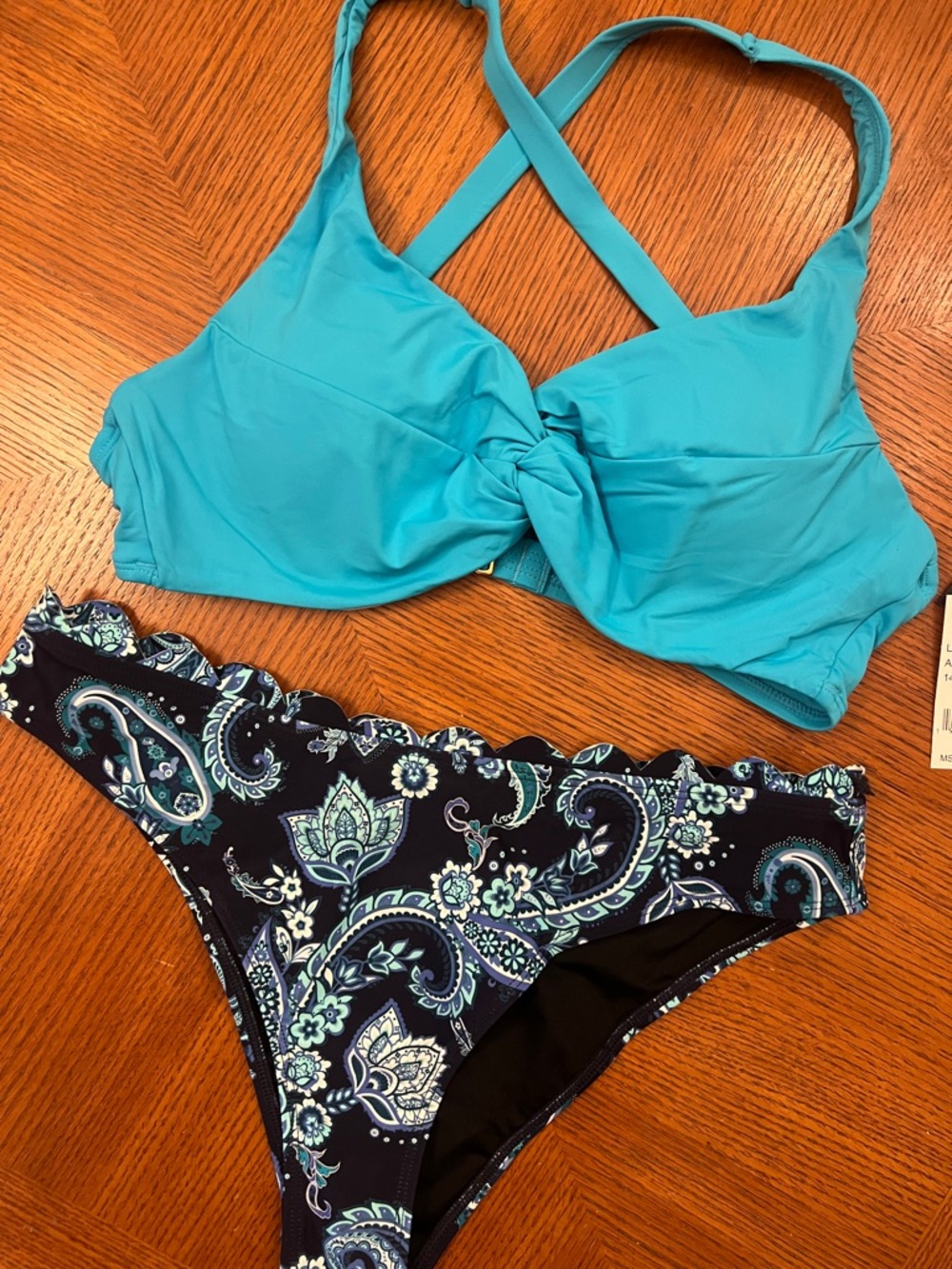 La Blanca Cupshe Turquoise Twist Bikini Top with Navy Paisley Bottoms B18